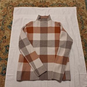 Tahari plaid Sweater in Brown and Gray And Cream